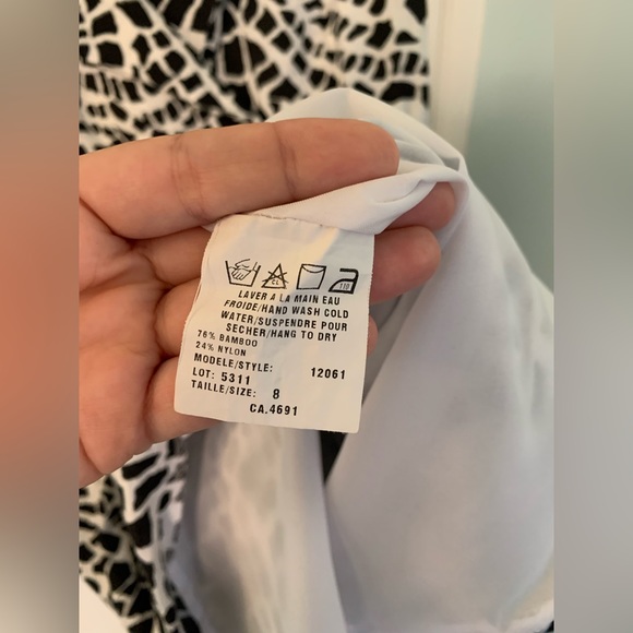 Bamboo/Nylon Canadian made dress - Picture 2 of 12